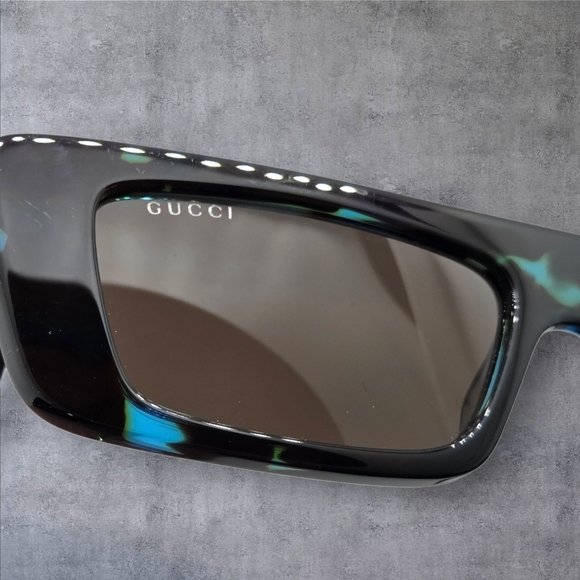 Gucci Turquoise Havana Rectangle Sunglasses - Picture 7 of 9